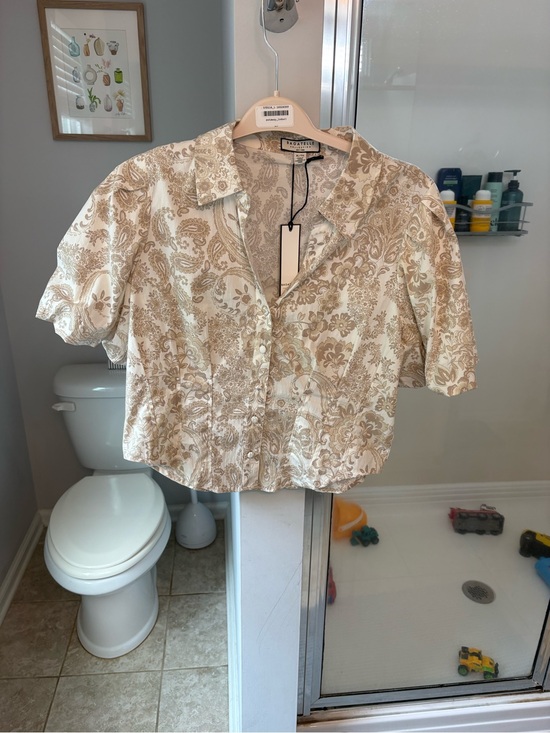 bagatelle Tops - bagatelle Cream and Beige Floral Button-Front Crop Shirt